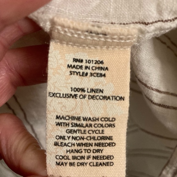 Striped Button-Up Tunic - Picture 4 of 8